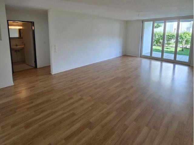 3.5 Zimmer, 90 m², EG