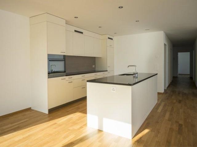 3.5 Zimmer, 92 m², 1. Stock