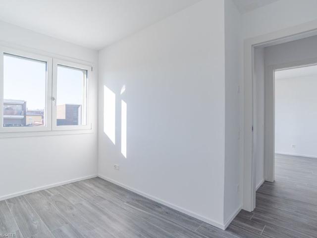 3.5 Zimmer, 92 m², 2. Stock
