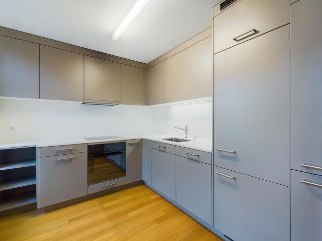3.5 Zimmer, 93 m², 1. Stock