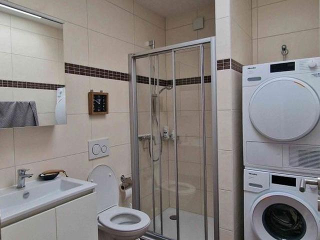 3.5 Zimmer, 93 m², 1. Stock