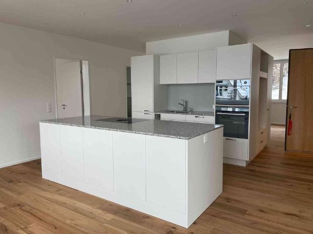 3.5 Zimmer, 93 m², 2. Stock