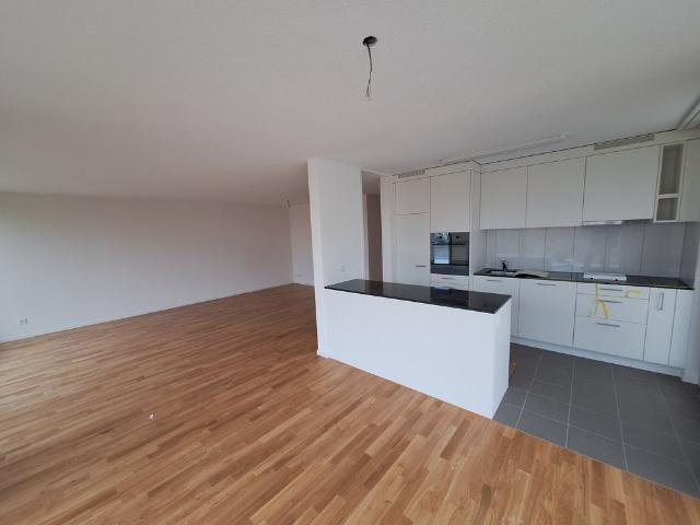 3.5 Zimmer, 93 m², 5. Stock