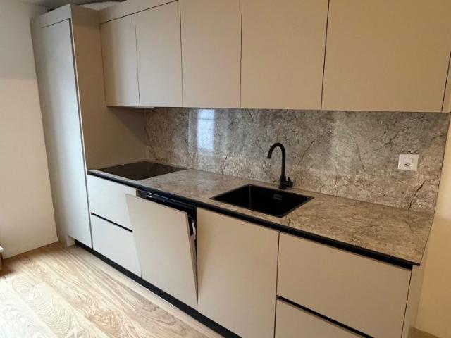 3.5 Zimmer, 93 m², EG