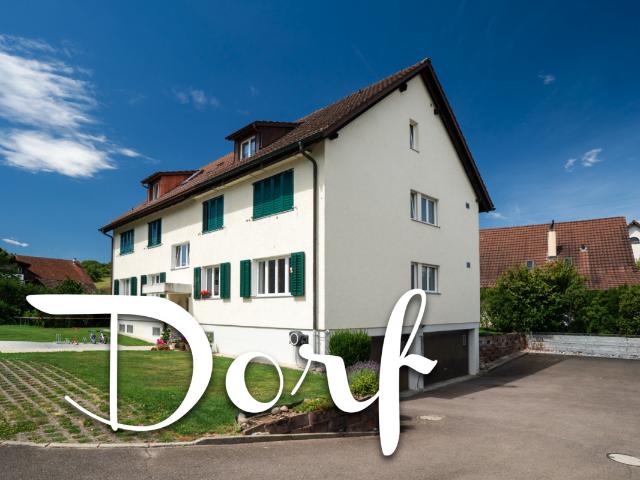 3.5 Zimmerwohnung im Hochparterre mit Balkon und vielseitigen Nebenräumen