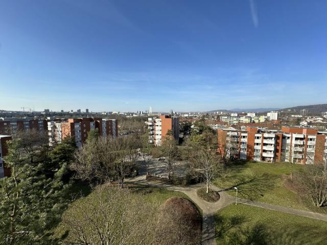 3.5 Zimmerwohnung mit schöner Sicht über Muttenz