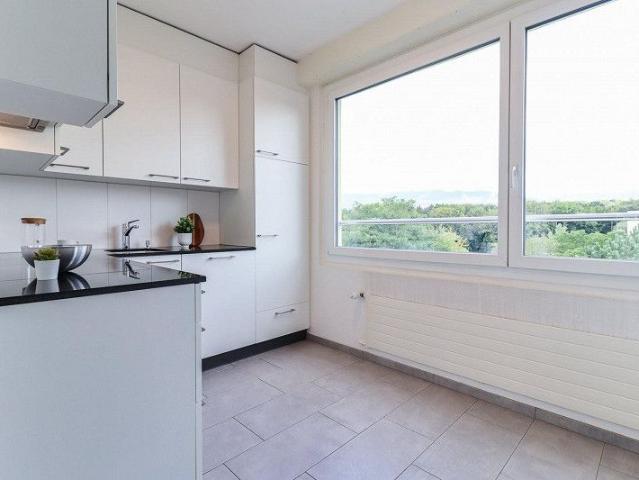 3.5 ZW à 68m² im 3. OG Topmoderne Wohnung in Brügg