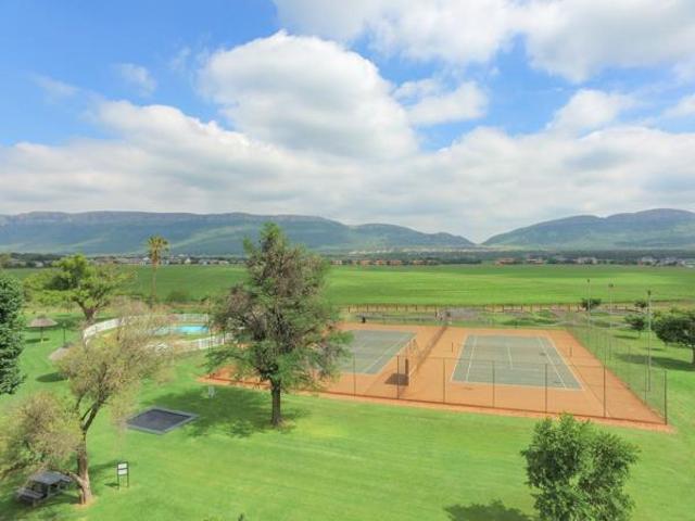 3 636 m² Land available in The Coves