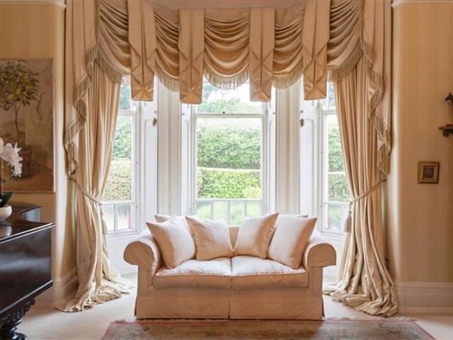3,750,000 | Crannmor, Knapton Road, Monkstown, Co. Dublin Sherry FitzGerald Dun Laoghaire 5004 MyHome. Ie Residential