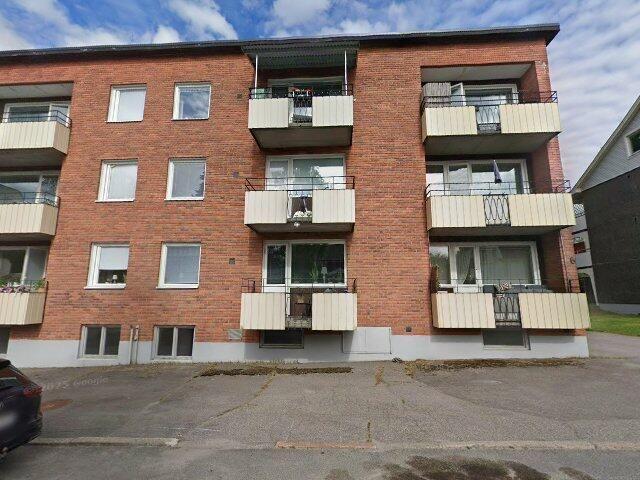 3 78 m² 8 384 kr