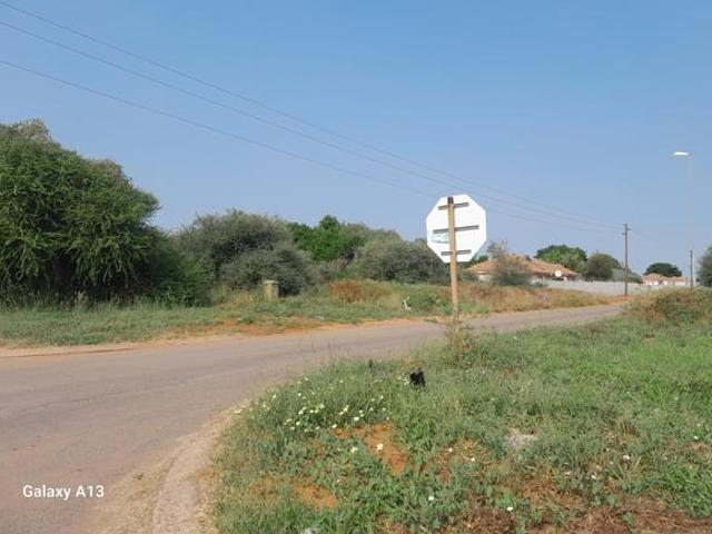 3 713 m² Land available in Lephalale Ellisras
