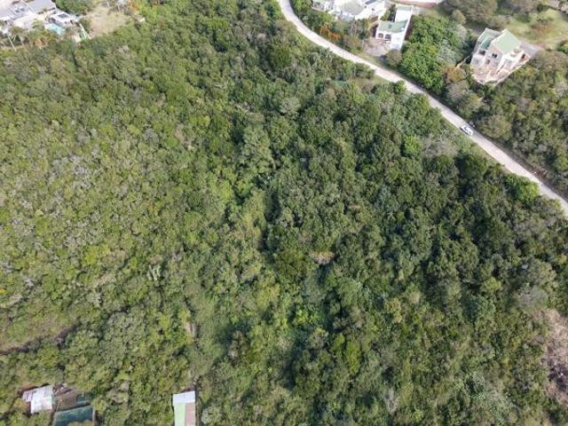 3 875 m² Land available in Gonubie