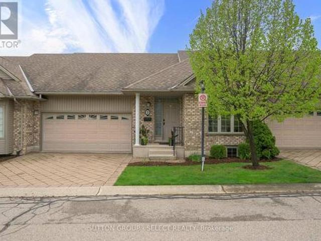3 800 Commissioners Road W, London South L, ON, N6K 1C2 condo for sale | Listing ID X12132 | Royal LePage
