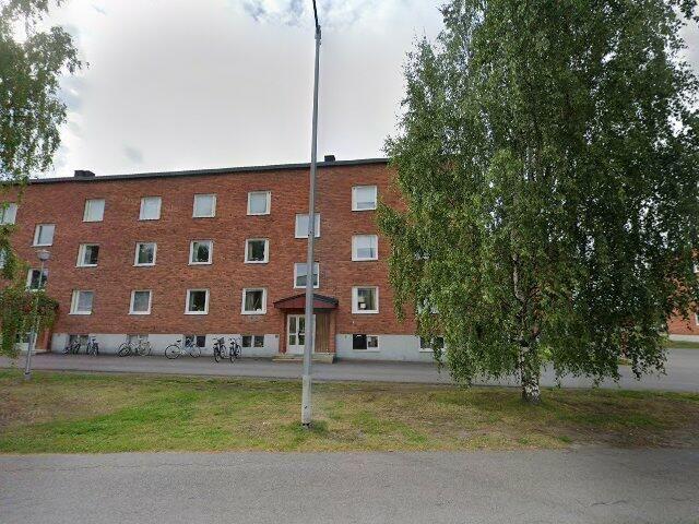 3 81 m² 8 725 kr