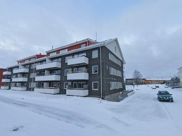 3 81 m² 8 175 kr
