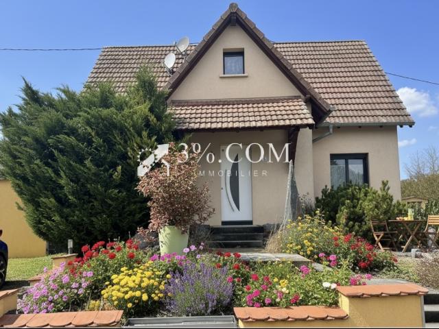 3%COM Maison avec piscine et spa sur 8 ares