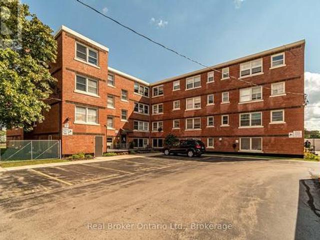 3A 5 East 36Th Street, Hamilton Raleigh, ON, L8V 3Y6 condo for sale | Listing ID X13242 | Royal LePage