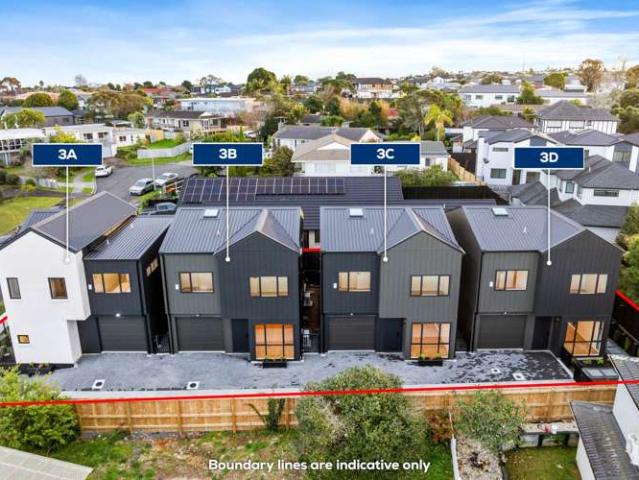3A Towra Place, Botany Downs, Manukau City
