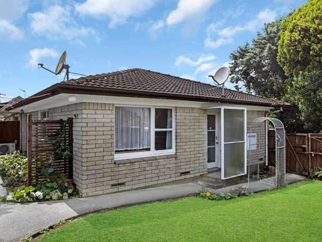 3B Kelvyn Grove, Hill Park, Manukau City
