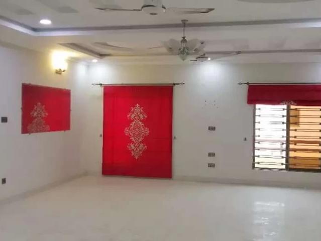 3BED attached bath dd TVL open kitchen servent Room. Rawalpindi Bahria Town Rawalpindi ID 27700