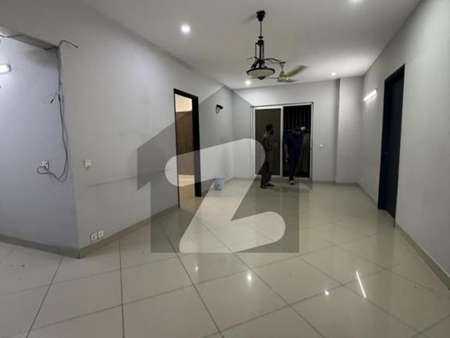 3 Bed Dd For Rent At Prime Location Of Khalid Bin Waleed With All Modern Facilities And Well Maintained Flat Sharfabad