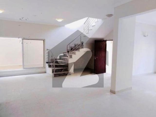 3Bed DDL 200sq yd Villa FOR SALE. Top Heighted Location near. Murree Point BTK Hill View Bahria Town Precinct 11 A