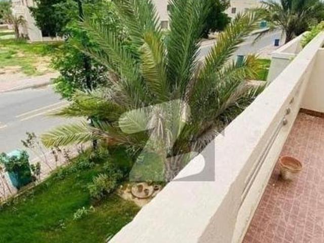 3Bed DDL 200sq yd Villa FOR SALE. All amenities nearby including Parks, Mosques and Gallery Bahria Town Precinct 10 A