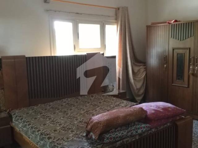 3bed Drawing Dining 600 Yard 1st Floor With Roof With Servant Quarter Separate Entrance Corner West Open With Car Parking Secuirty Boundary Wall Covered Society Near Tipu Sultan Road Well Maintained