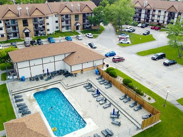 3beds 1.5 Bath Condo / Linden Woods$279,900