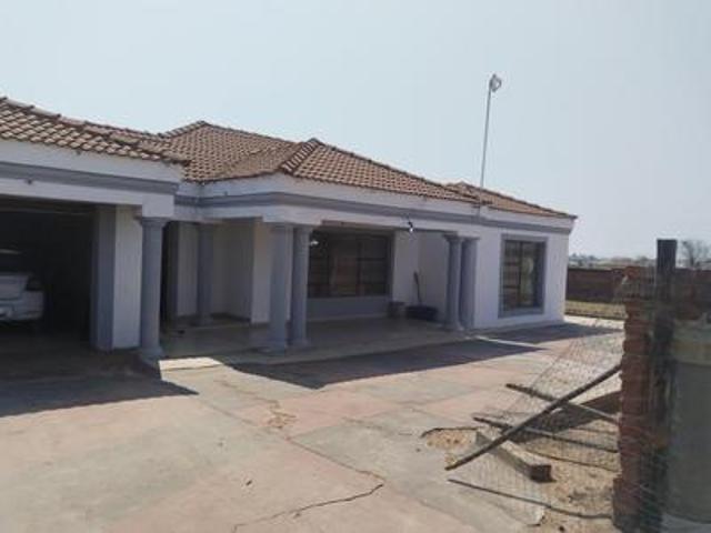 3bedrooms house on available at vyeb.