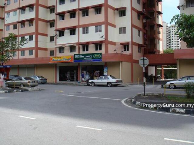 3BEDROOMS Pinang Emas Apartment Bt Ferringhi Tiles Flr Kitchen Top