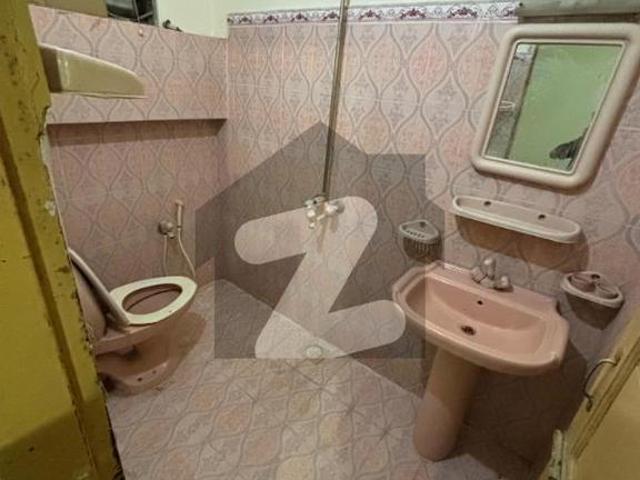 3 Bedrooms Unfurnished Apartment Available For Rent In Golra Sharif Near E11 2 E 11