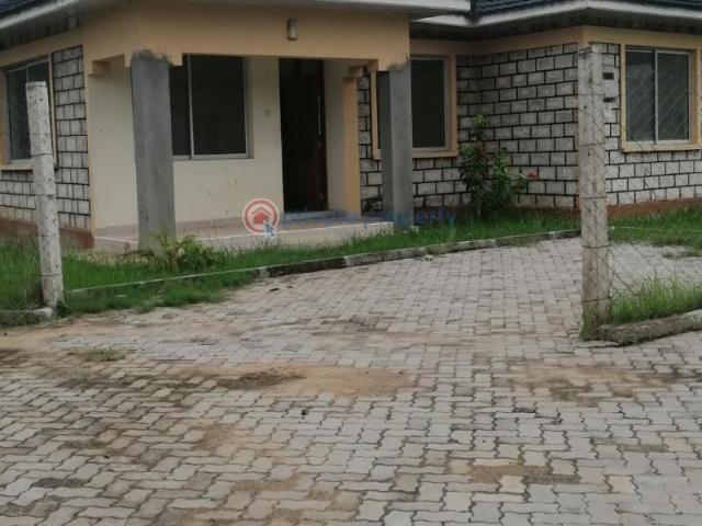 3bedr's Bungalow For Sale Located At Bamburi Utange Area