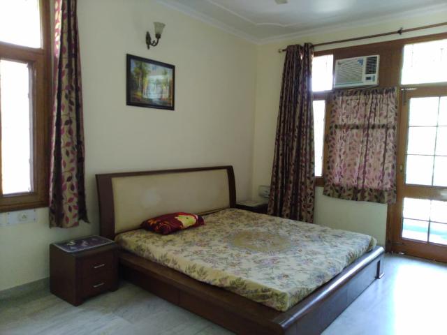 3bhk Unfurnished 3 Bedroom 2500 Sq. Ft. Builder Floor in Sector 44 Chandigarh Listing ID: #9923