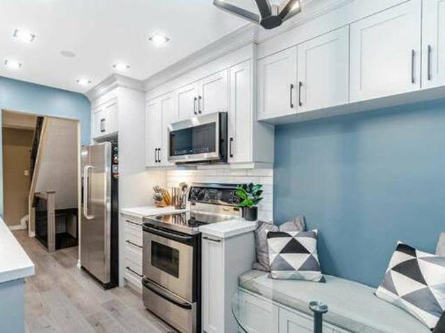 3BR 2WR Att Row Twn in Brampton near Rutherford Williams Pk