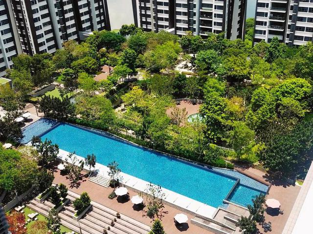 3BR Condo for Sales WellMaintained Ready to Stay