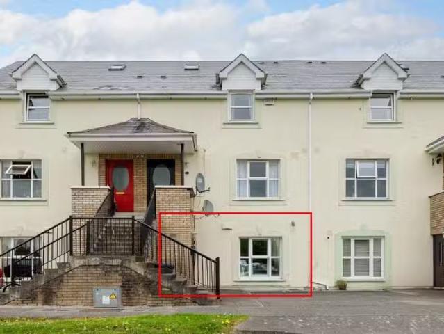 3G Clonmullen Hall, Edenderry, Co. Offaly, R45TF10 is for sale