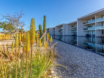 3hab condominio cora jardín privado, terraza, piscina y jacuzzi