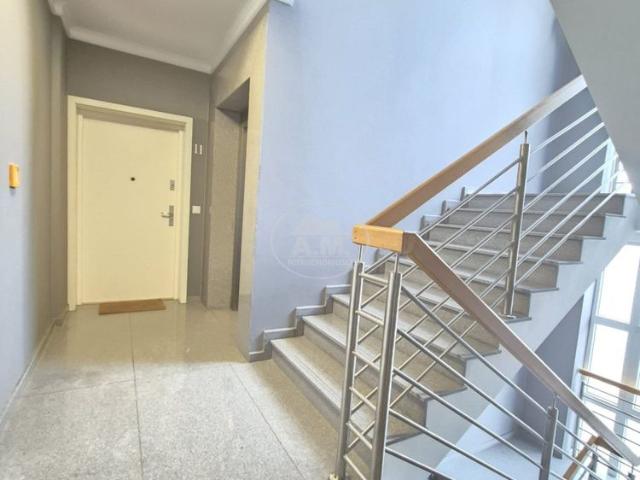 3M, Grabiszyn, Apartamenty Krucza, Miejsce garażow