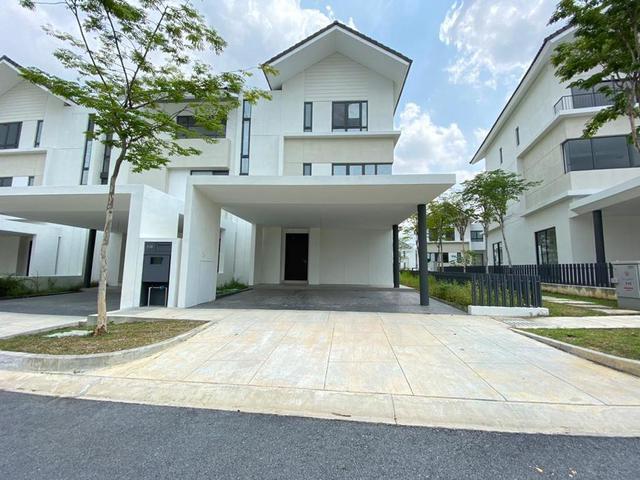 3sty End Lot extra land Terrace House Rawang Kota Emerald