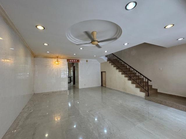 3Sty Taman Minang Ria 2 Tun Hussein Onn