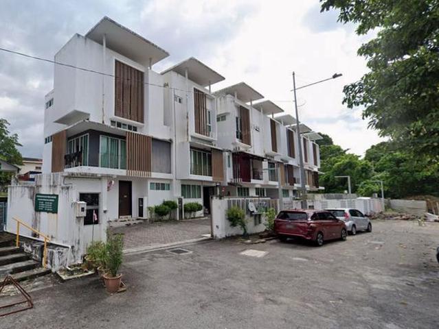 3sty Terrace Quattro Zen Cheap Rental