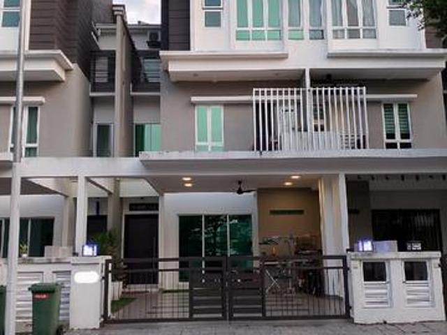 3Storey Terrace House Tiara South Semenyih