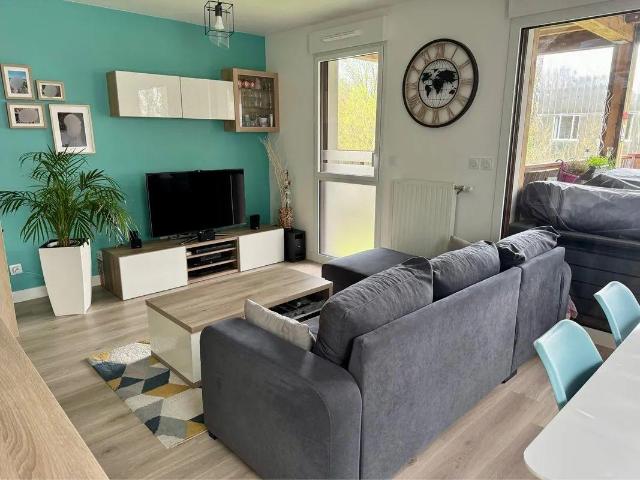 3P meublé 65m² avec grand balcon et parking