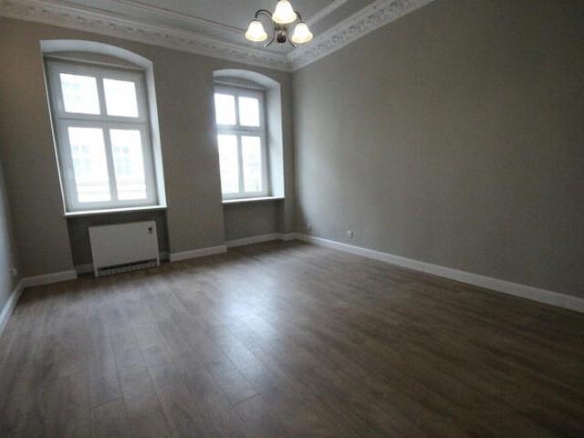 3pok, 110met, ok. Placu Grunwaldzkiego PO REMONCIE Wrocław
