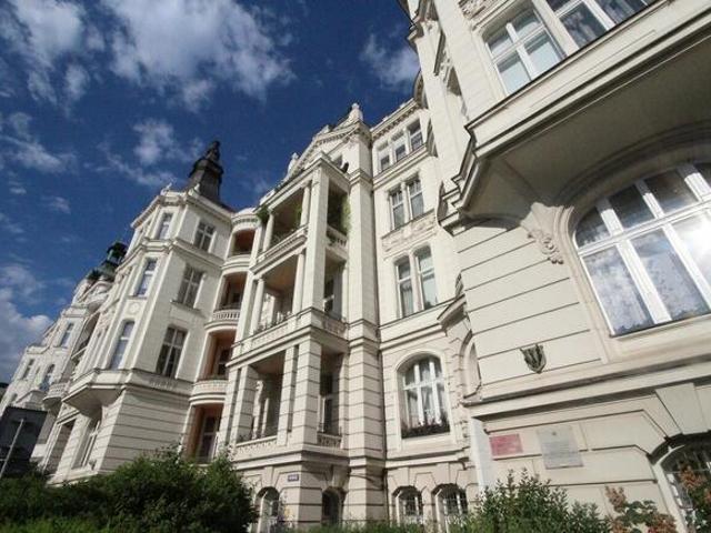 3pok 116met, okolice Galerii Dominikańskiej BALKON Wrocław