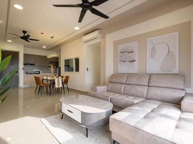 3R2B Fully Furnish CondoReady Move In Full LoanTepi Mall Kedai