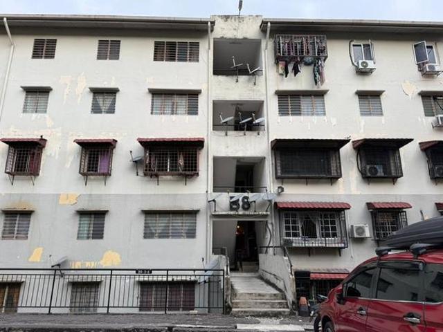 3R2B Investment Apartment Putra Permai For Sale