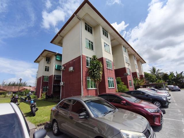3RD FLOOR Apartment DEMAK LAUT