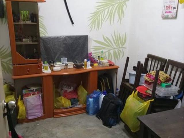 3rd Floor Walk up Flat Pangsapuri Intan Taman Bukit Permai Cheras